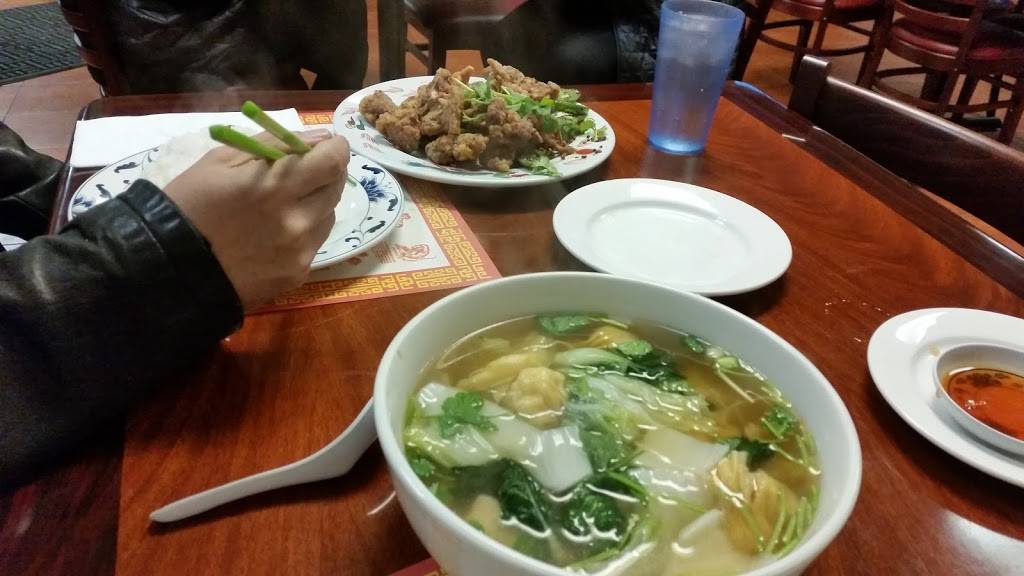 Pho 38 | restaurant | 2915 W 38th Ave, Denver, CO 80211, USA | 3034581303 OR +1 303-458-1303