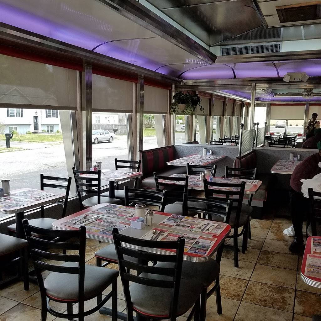 Liberty Diner | restaurant | 501 S Delsea Dr, Clayton, NJ 08312, USA | 8568819413 OR +1 856-881-9413