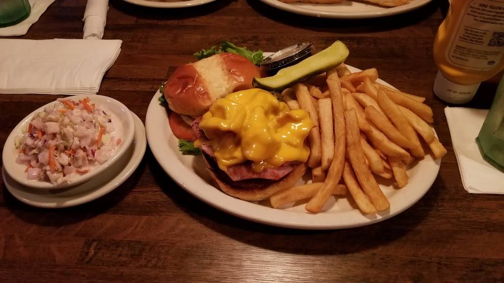 Michigan Bar and Grill | restaurant | 1140 S Monroe St, Monroe, MI 48161, USA | 7342436690 OR +1 734-243-6690