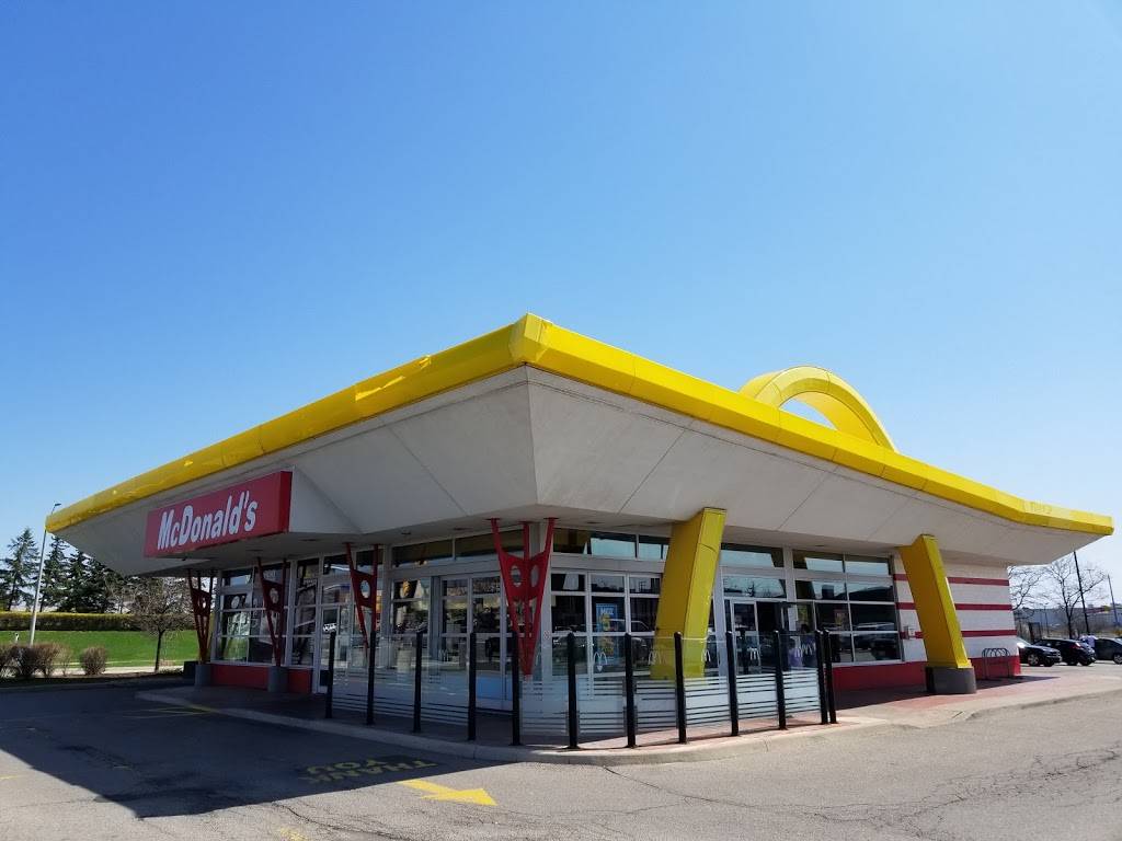 McDonalds | cafe | 6410 Millcreek Dr, Mississauga, ON L5N 3E7, Canada | 9058260065 OR +1 905-826-0065