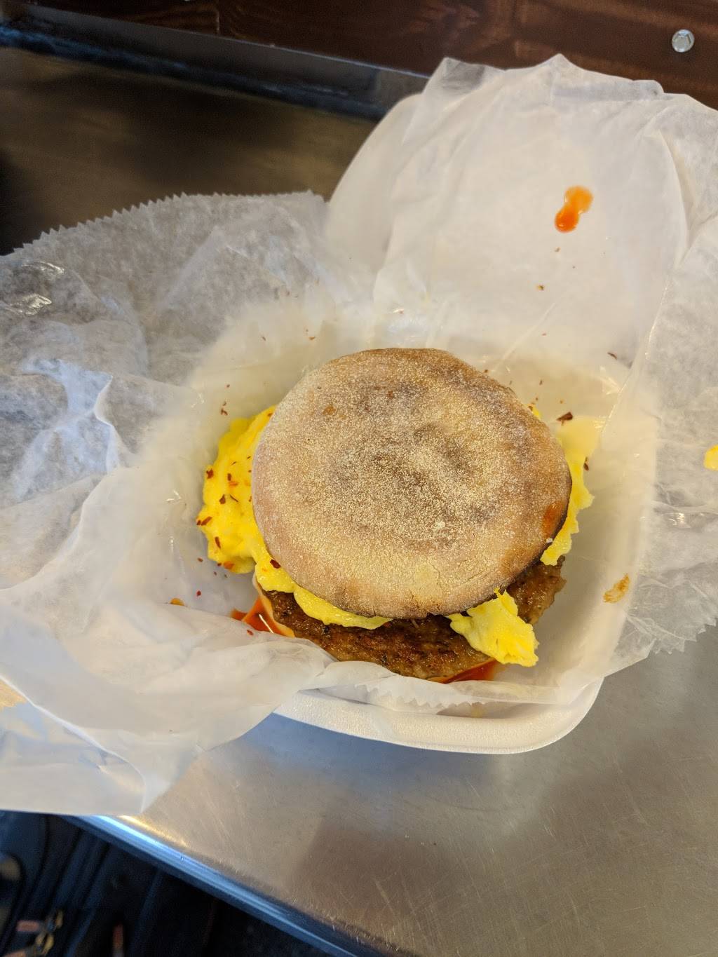 DiNics Pork & Beef | restaurant | 1511 Kitty Hawk Ave, Philadelphia, PA 19112, USA | 2154677675 OR +1 215-467-7675