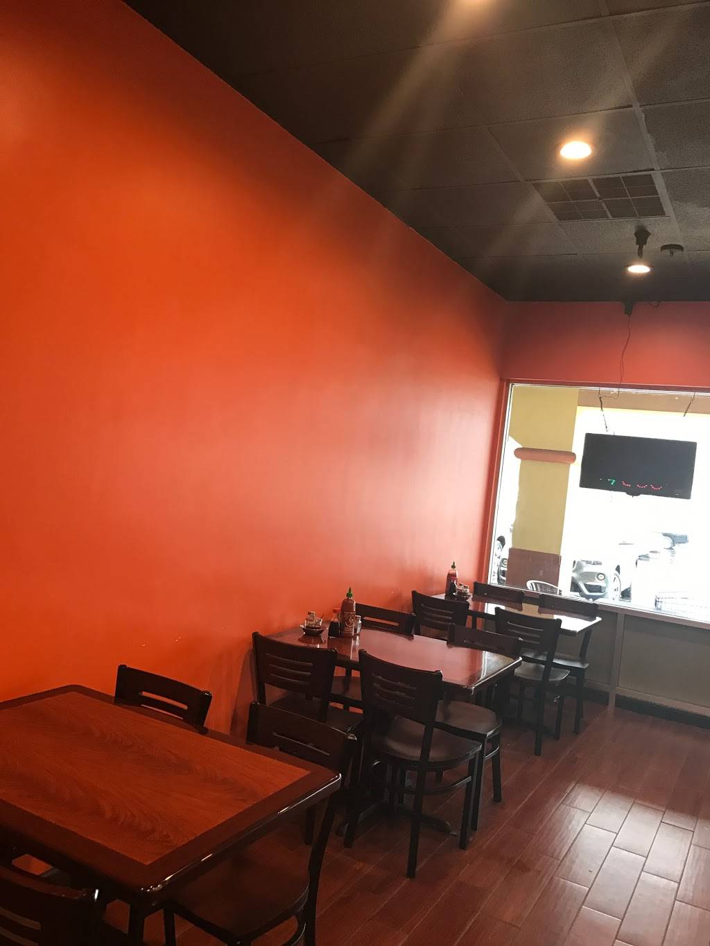 Lees Village | restaurant | 6471 Almaden Expy, San Jose, CA 95120, USA | 4089977199 OR +1 408-997-7199