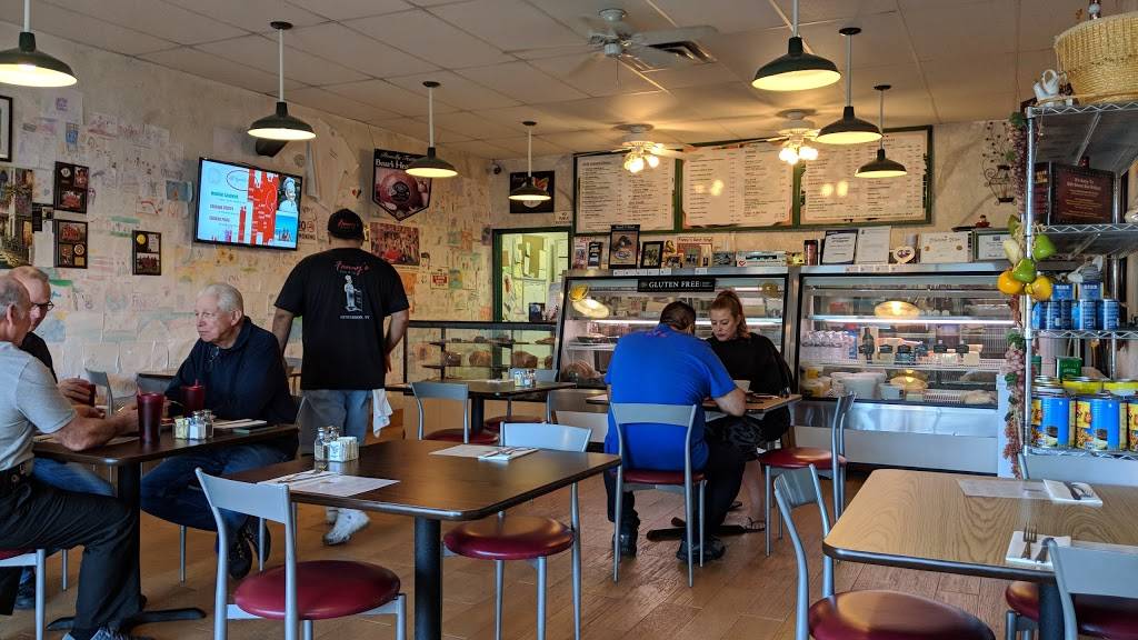 Fannys Bistro & Deli | restaurant | 80 Pecos Rd F, Henderson, NV 89074, USA | 7022691699 OR +1 702-269-1699