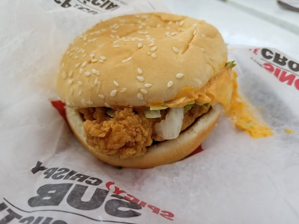 KFC | meal delivery | 1 Eglinton Square #151, Scarborough, ON M1L 2K1, Canada | 4167590685 OR +1 416-759-0685