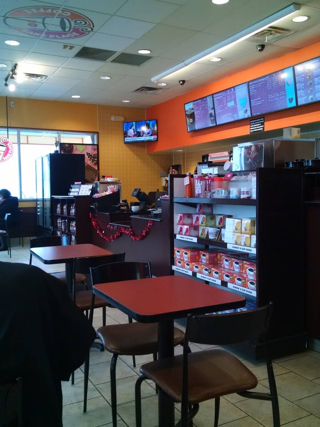 Dunkin | bakery | 5790 Mayfield Rd, Mayfield Heights, OH 44124, USA | 4404613500 OR +1 440-461-3500