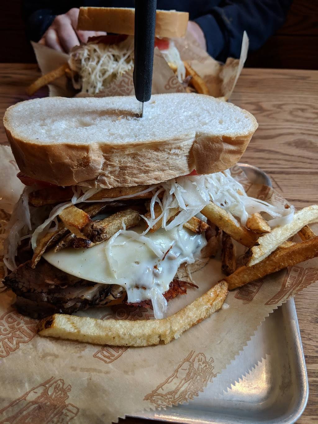Primanti Bros. | restaurant | 4501 Steubenville Pike, Pittsburgh, PA 15205, USA | 4129216677 OR +1 412-921-6677