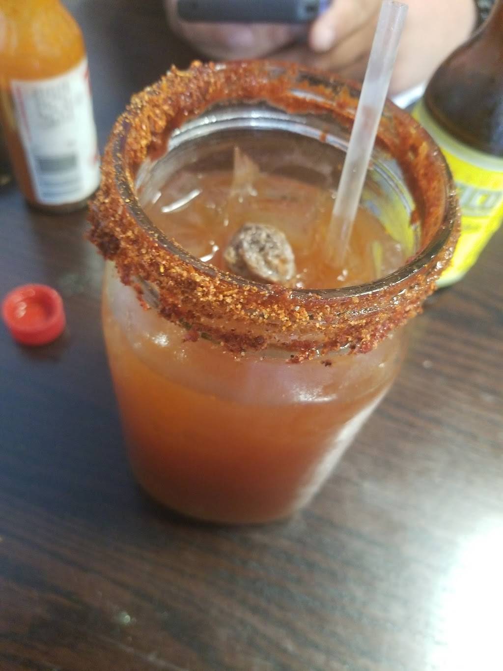 Cheko El Rey Del Sarandeado LLC | restaurant | 343 East Market Street, Long Beach, CA 90805, USA | 5624224888 OR +1 562-422-4888