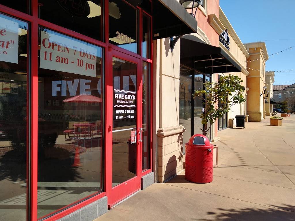 Five Guys | meal takeaway | 1000 Highland Colony Pkwy, Ridgeland, MS 39157, USA | 6016051115 OR +1 601-605-1115