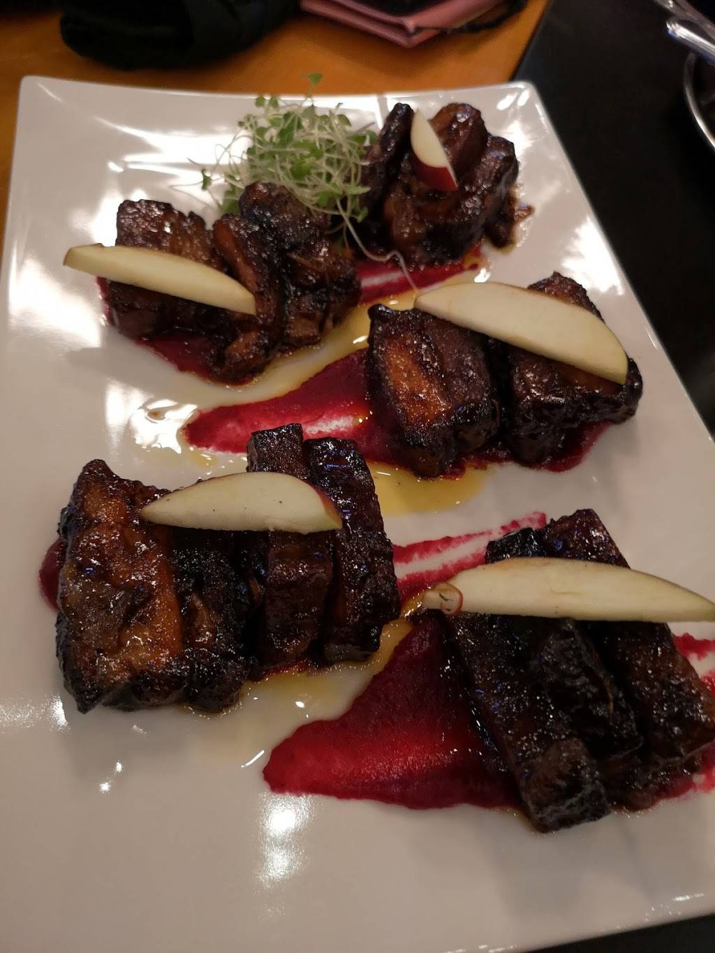 Brix 66 | restaurant | 3240 Chemin Erskin, Athelstan, QC J0S 1A0, Canada | 4506011955 OR +1 450-601-1955