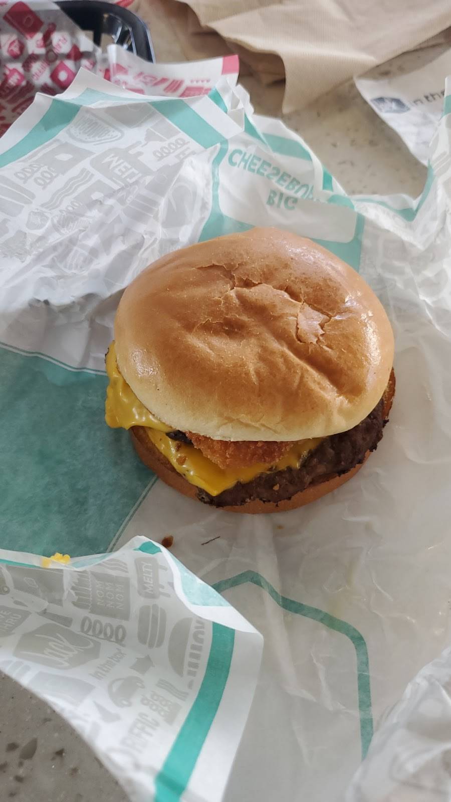 Jack in the Box | restaurant | 3209 E Belknap St, Fort Worth, TX 76111, USA | 8178312404 OR +1 817-831-2404