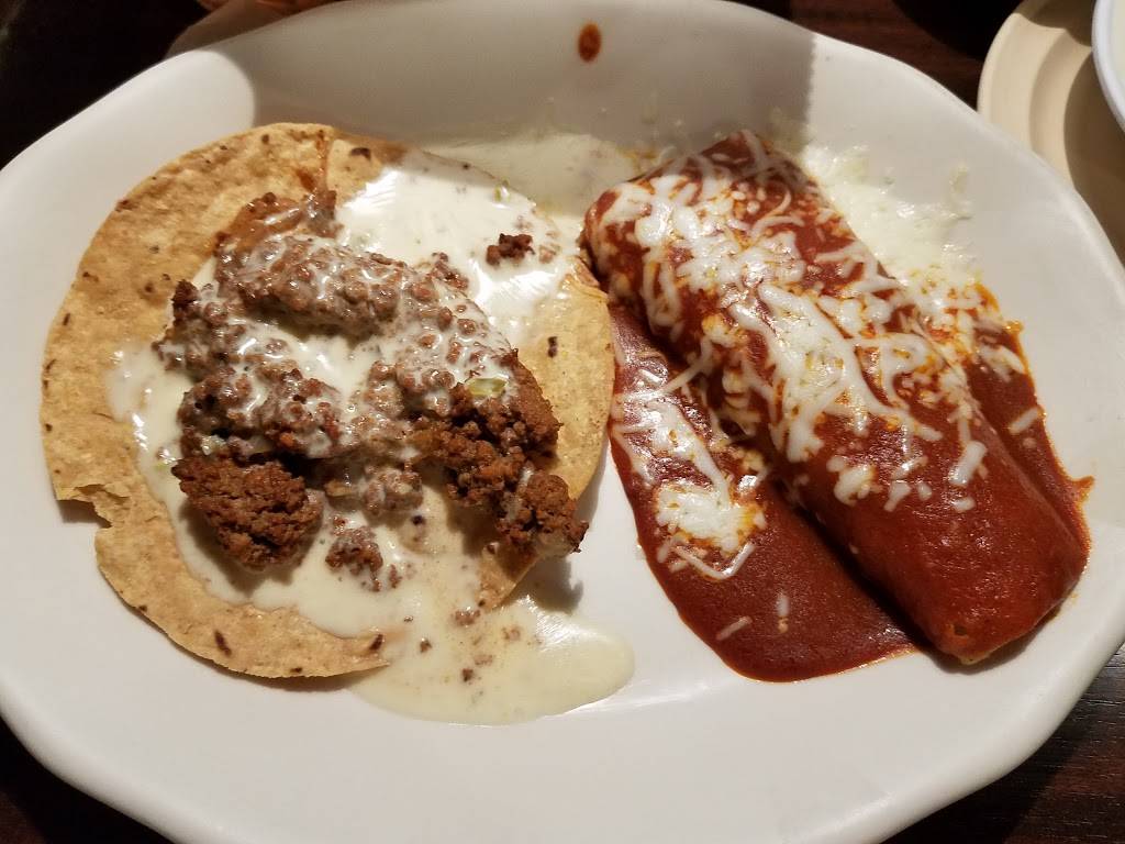 Tequilas Mexican Restaurant | restaurant | 101, 9130, 10915 Baymeadows Rd, Jacksonville, FL 32256, USA | 9043631365 OR +1 904-363-1365