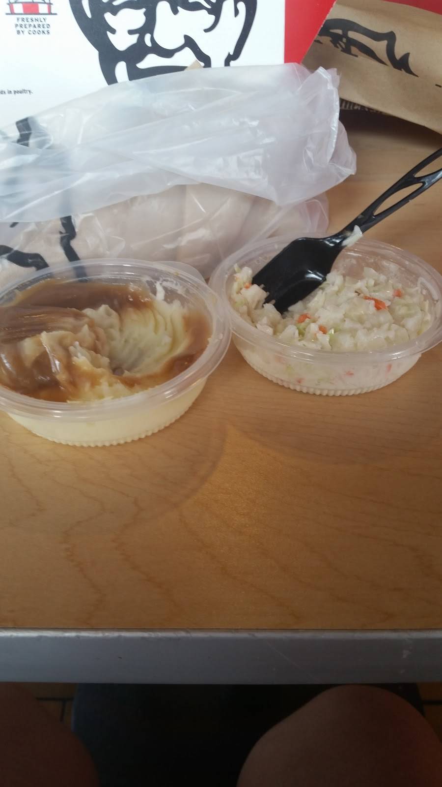 KFC | restaurant | 8634 Liberty Rd, Randallstown, MD 21133, USA | 4105218283 OR +1 410-521-8283