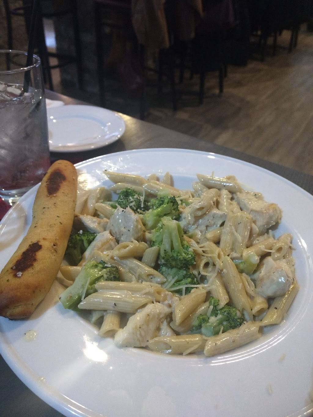 Stone Ridge Grill & Bar | restaurant | 60 Man-Mar Dr, Plainville, MA 02762, USA | 5083160758 OR +1 508-316-0758