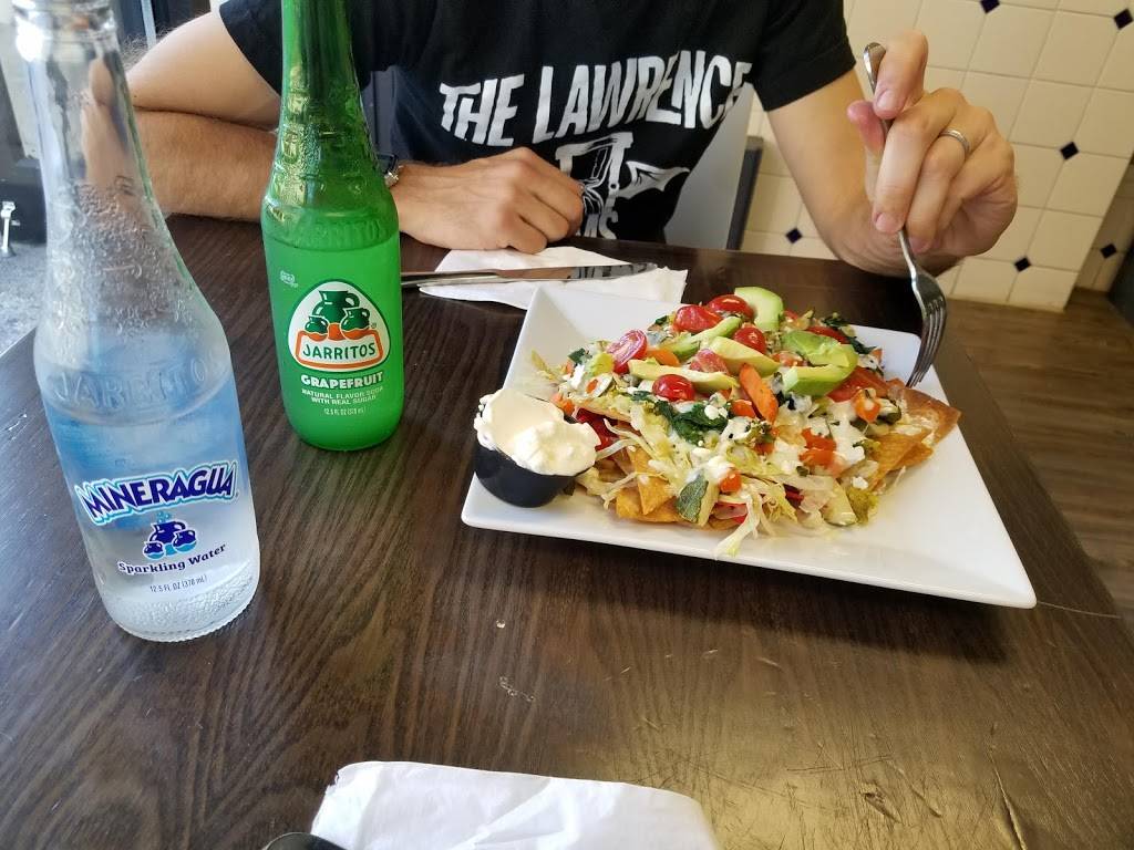 Tepe’s Kitchen | restaurant | 120 E Post Rd, White Plains, NY 10601, USA | 9144379024 OR +1 914-437-9024