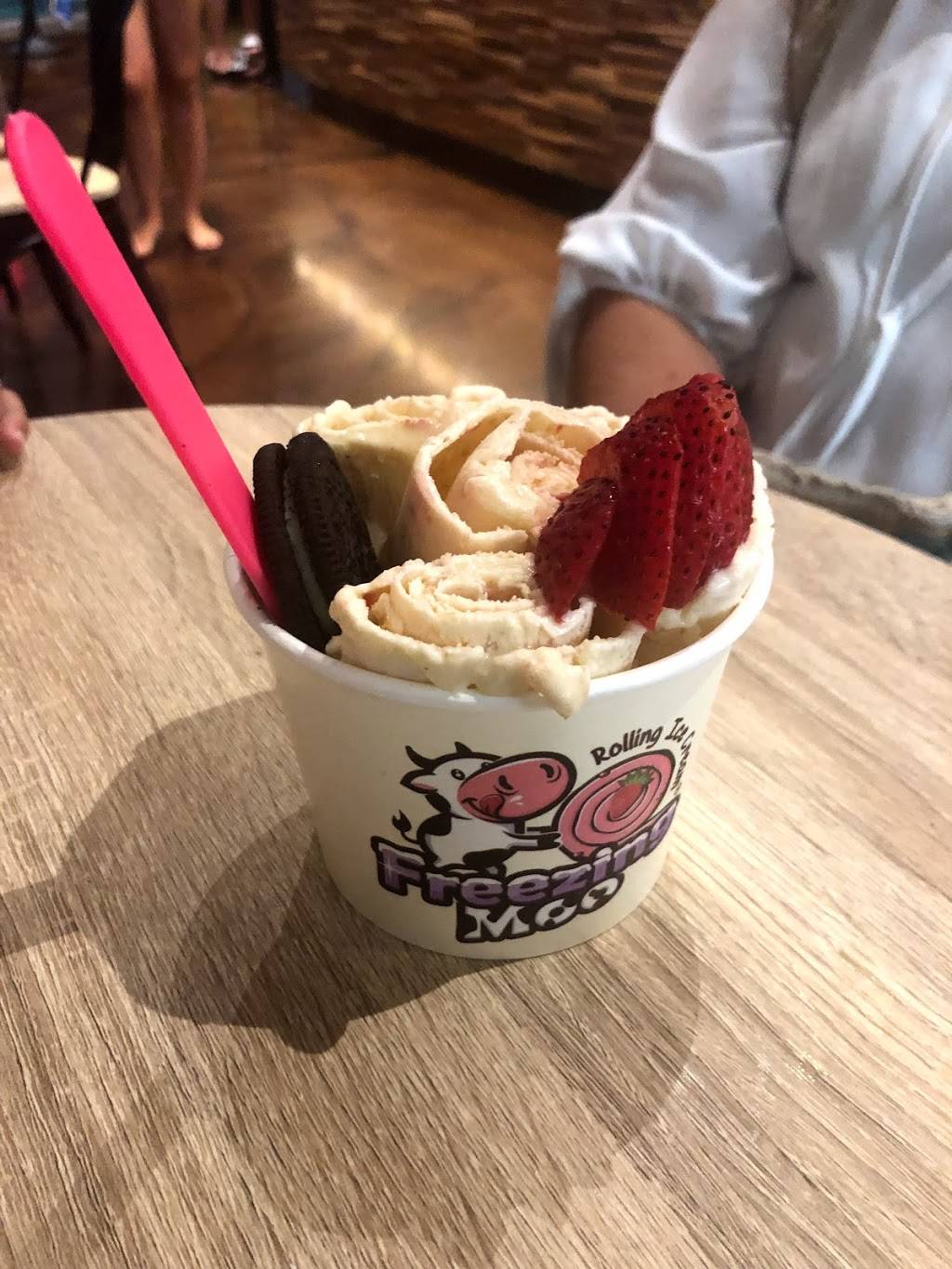 Freezing Moo | restaurant | 991 Peachtree Industrial Blvd #122, Suwanee, GA 30024, USA | 6787650663 OR +1 678-765-0663