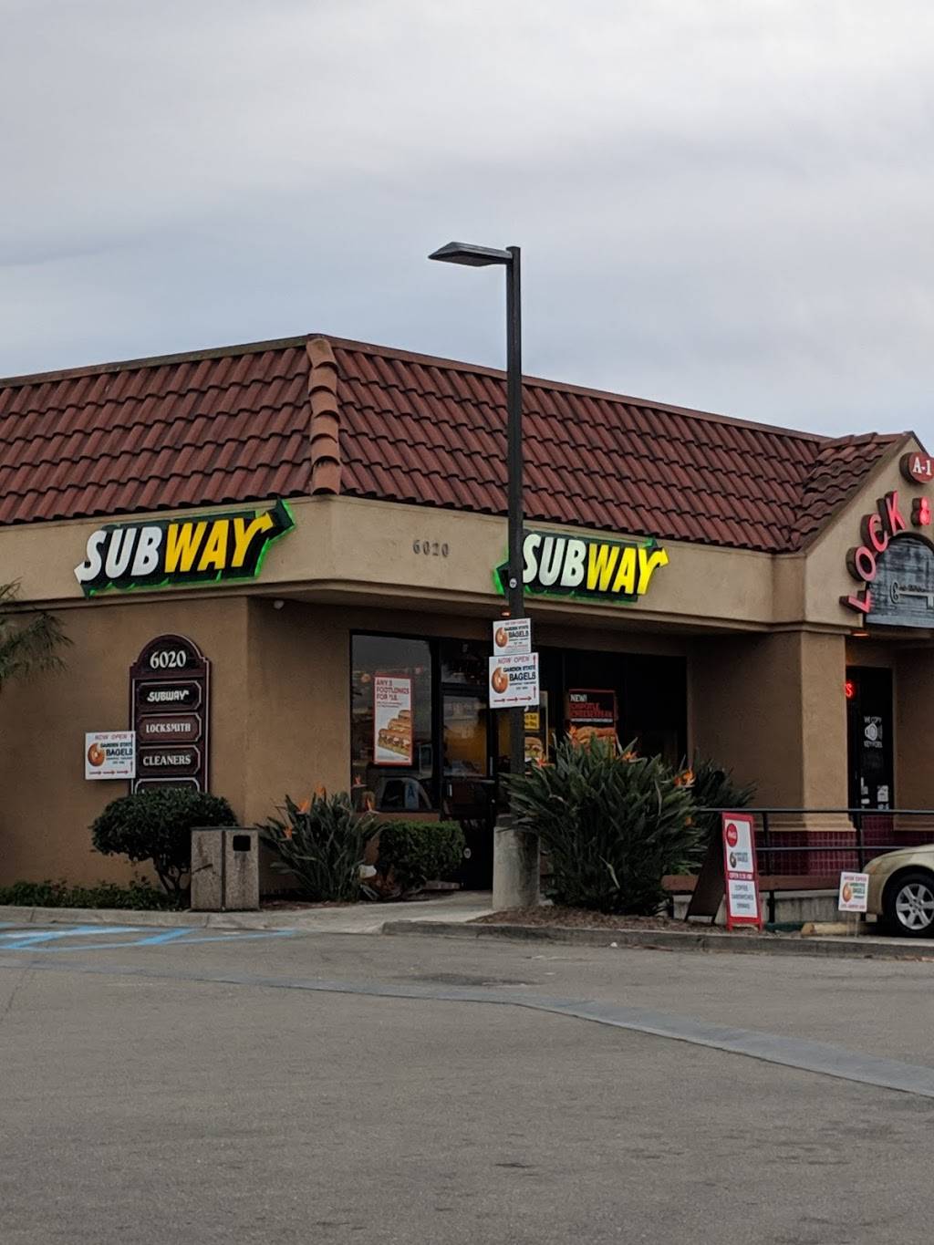 Subway Restaurants | restaurant | 6020 Paseo Del Norte, Carlsbad, CA 92009, USA | 7604319134 OR +1 760-431-9134