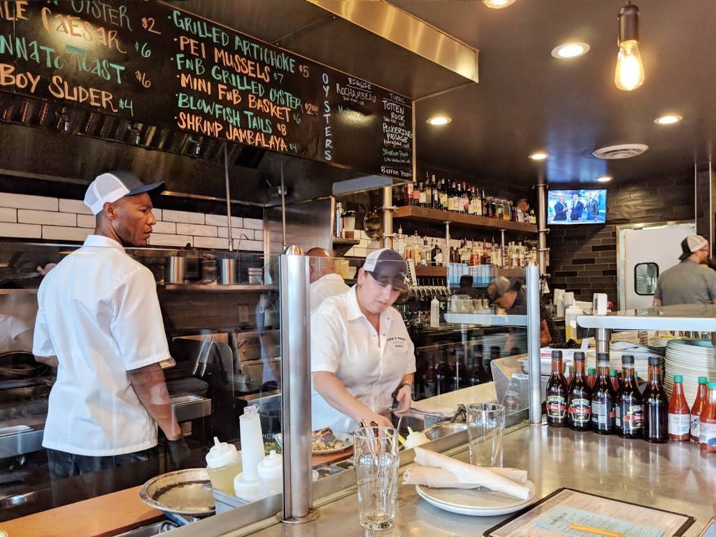 Fish N Beer | restaurant | 3510 Larimer St, Denver, CO 80205, USA | 3032483497 OR +1 303-248-3497