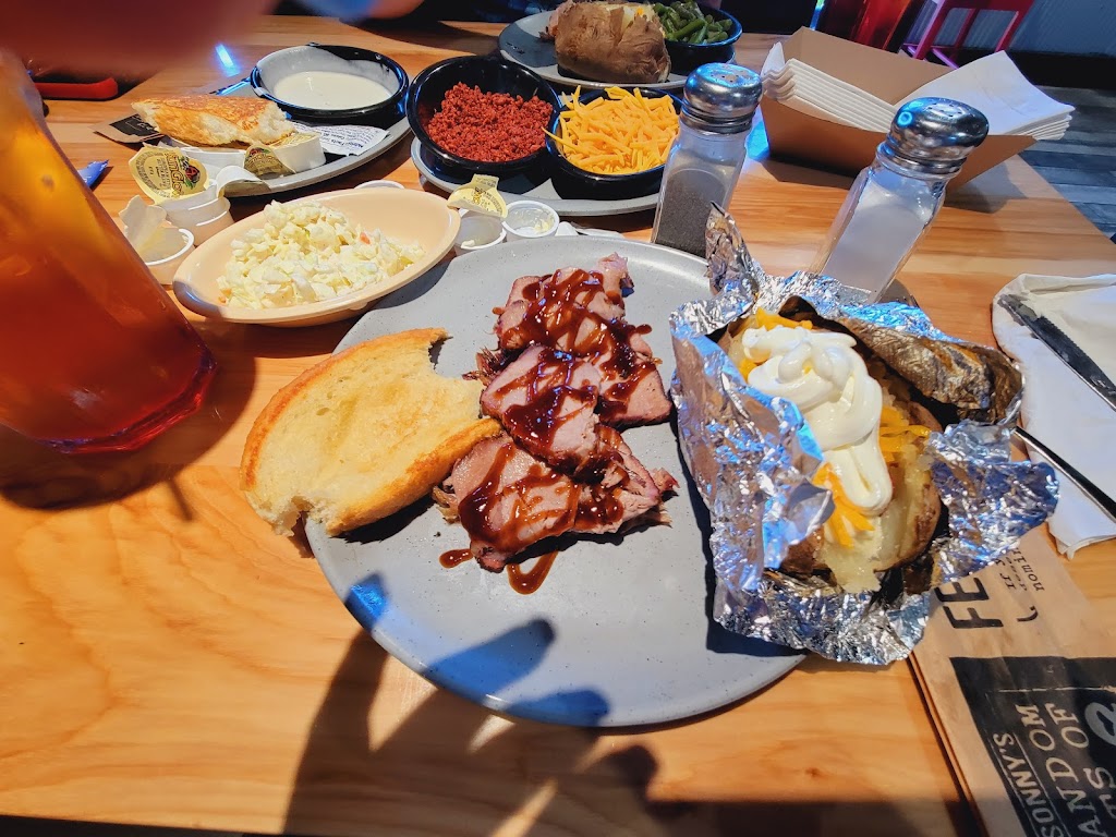 Sonnys BBQ | restaurant | 925 Beal Pkwy NW, Fort Walton Beach, FL 32547, USA | 8503140717 OR +1 850-314-0717