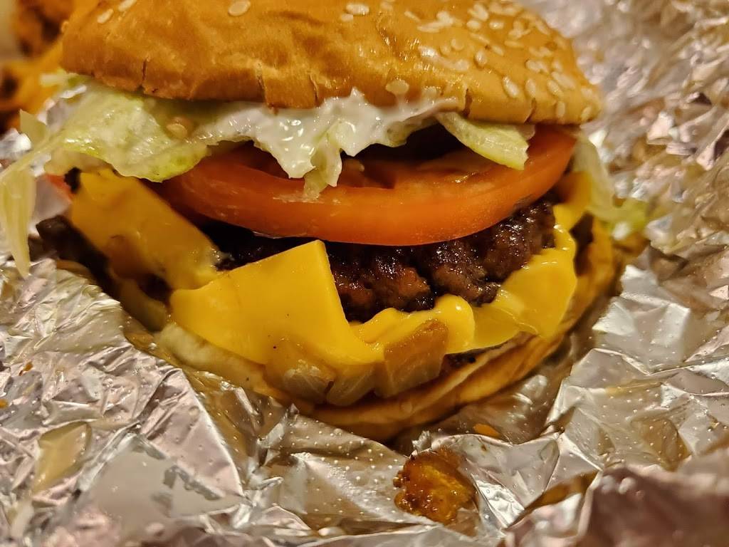 Five Guys | meal takeaway | 2032 Town Center Blvd, Knoxville, TN 37922, USA | 8656900035 OR +1 865-690-0035