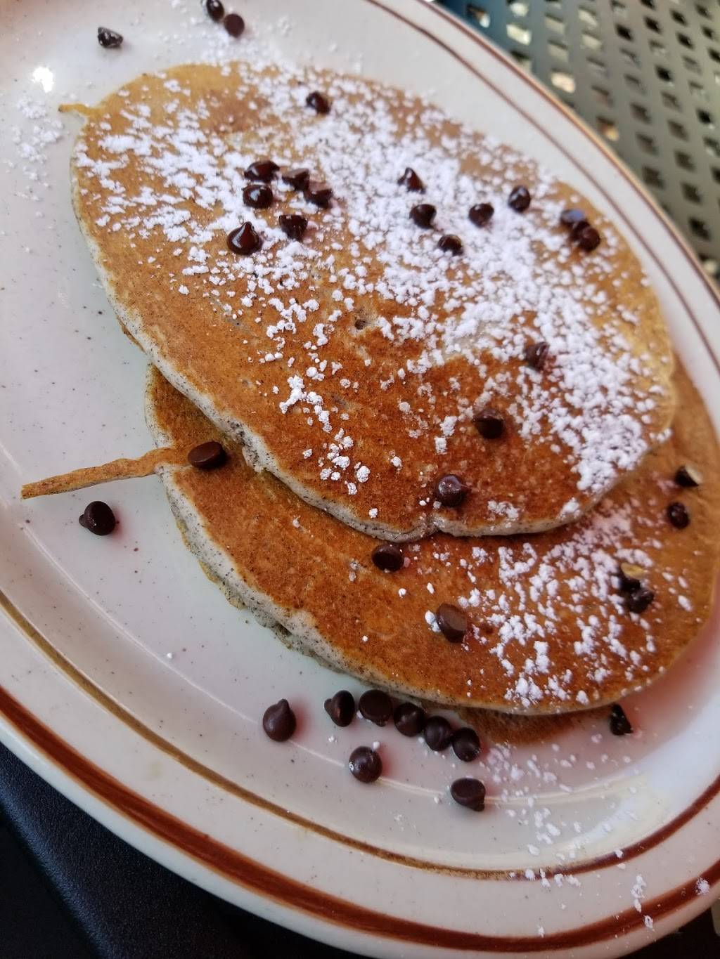 Michaels AM | restaurant | 1562 Akron Peninsula Rd # 120, Akron, OH 44313, USA | 3309293447 OR +1 330-929-3447