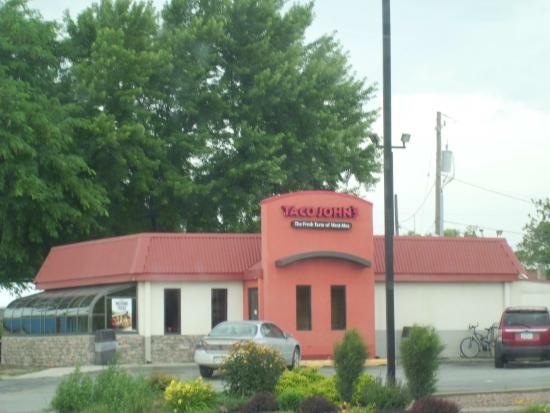 Taco Johns | restaurant | 711 A Ave W, Oskaloosa, IA 52577, USA | 6416733264 OR +1 641-673-3264