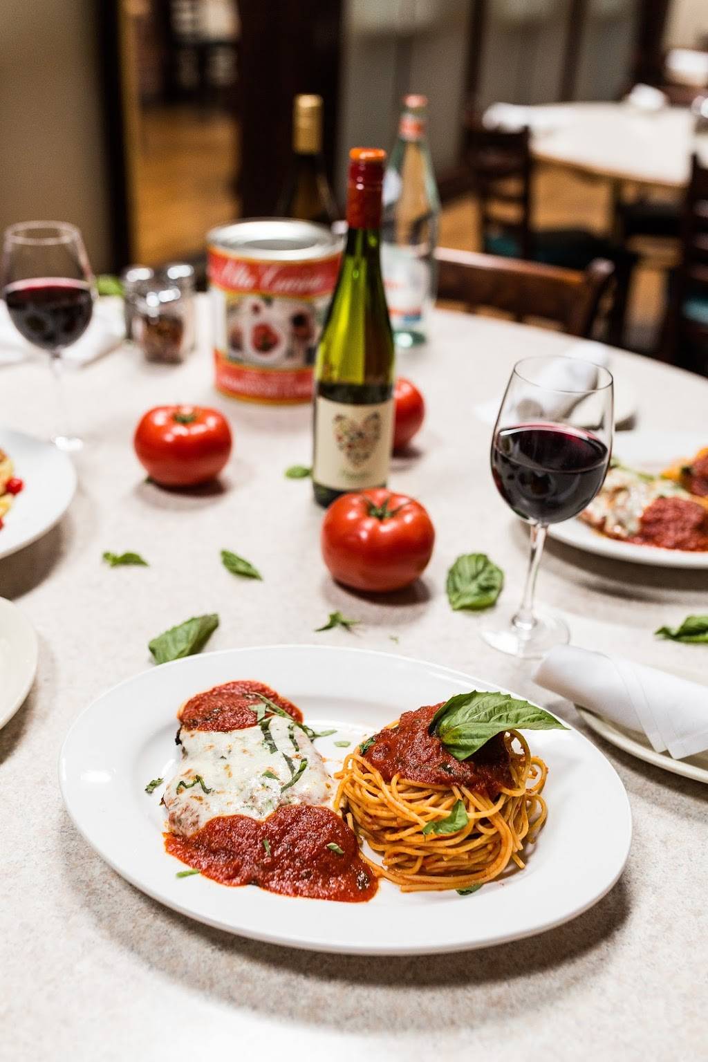 Pietros Italian | meal takeaway | 1714 Walnut St, Philadelphia, PA 19103, USA | 2157358090 OR +1 215-735-8090