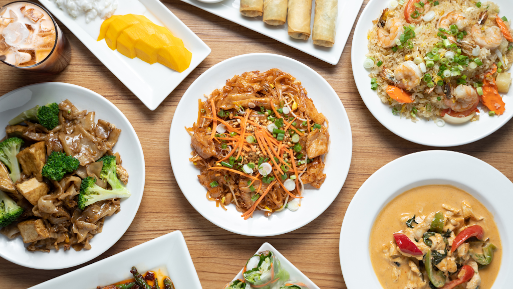 Bahn Thai Restaurant | restaurant | 409 Roy St, Seattle, WA 98109, USA | 2062830444 OR +1 206-283-0444