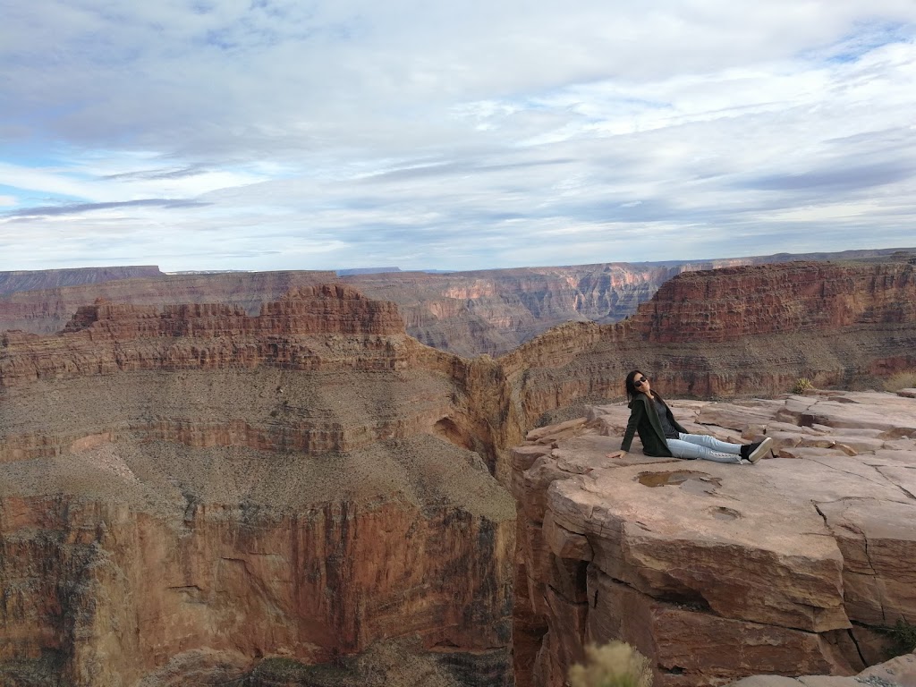 Starbucks | cafe | 8150 S Maryland Pkwy, Las Vegas, NV 89123, USA | 7022634721 OR +1 702-263-4721