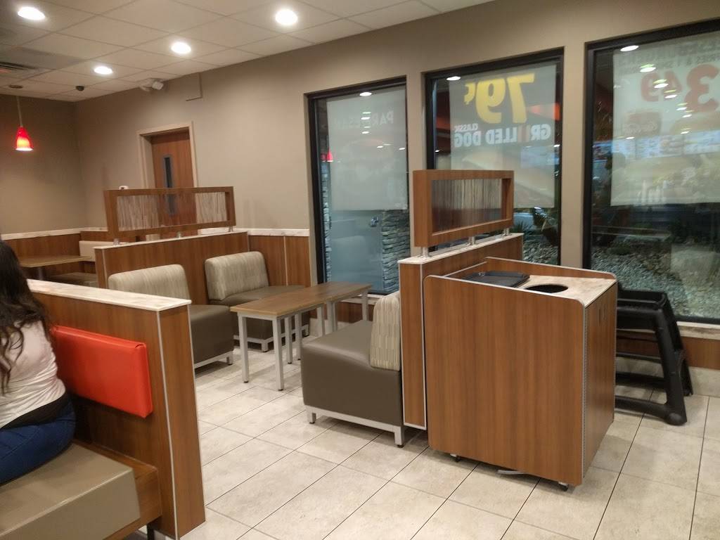 Burger King | restaurant | 4455 E Charleston Blvd, Las Vegas, NV 89104, USA | 7026418876 OR +1 702-641-8876