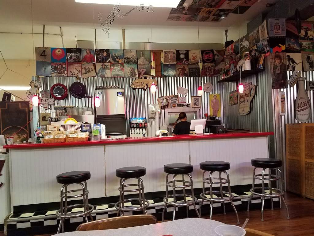 Unusual Junction | restaurant | 56310, West Lafayette, OH 43845, USA | 7405459772 OR +1 740-545-9772