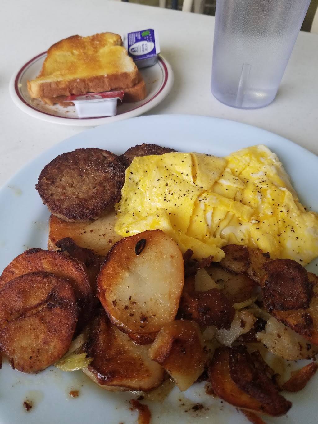 Portias Cafe | restaurant | 3840 E Truman Rd, Kansas City, MO 64127, USA | 8162417494 OR +1 816-241-7494