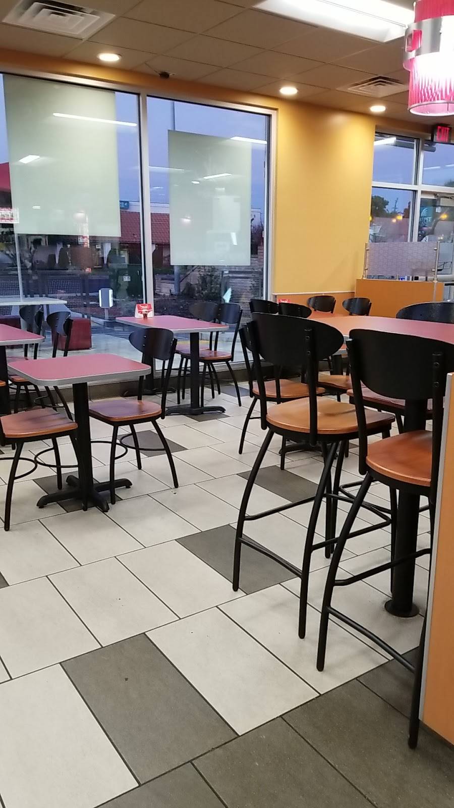 Jack in the Box | restaurant | 1800 Howard Rd, Madera, CA 93637, USA | 5596648920 OR +1 559-664-8920