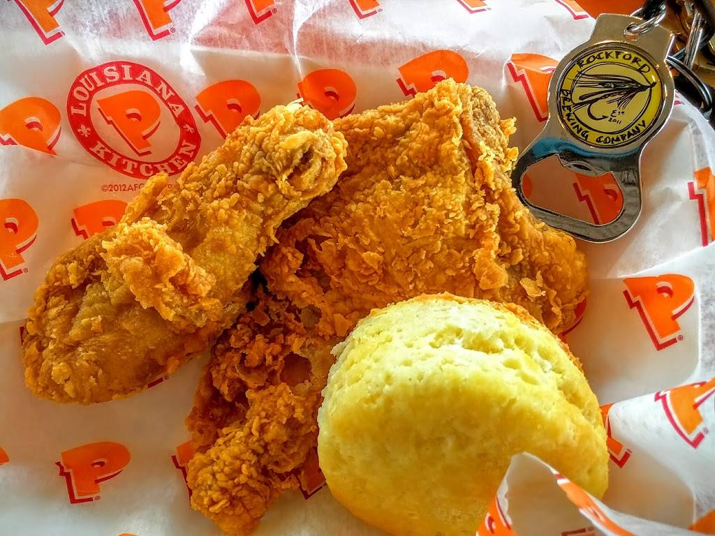 Popeyes Louisiana Kitchen | restaurant | 2150 Alpine Ave NW, Walker, MI 49544, USA | 6163332792 OR +1 616-333-2792