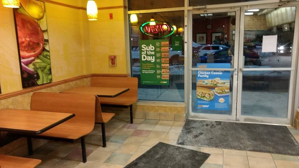 Subway | restaurant | 900 Greenbank Rd #1013, Nepean, ON K2J 1S8, Canada | 6138431800 OR +1 613-843-1800