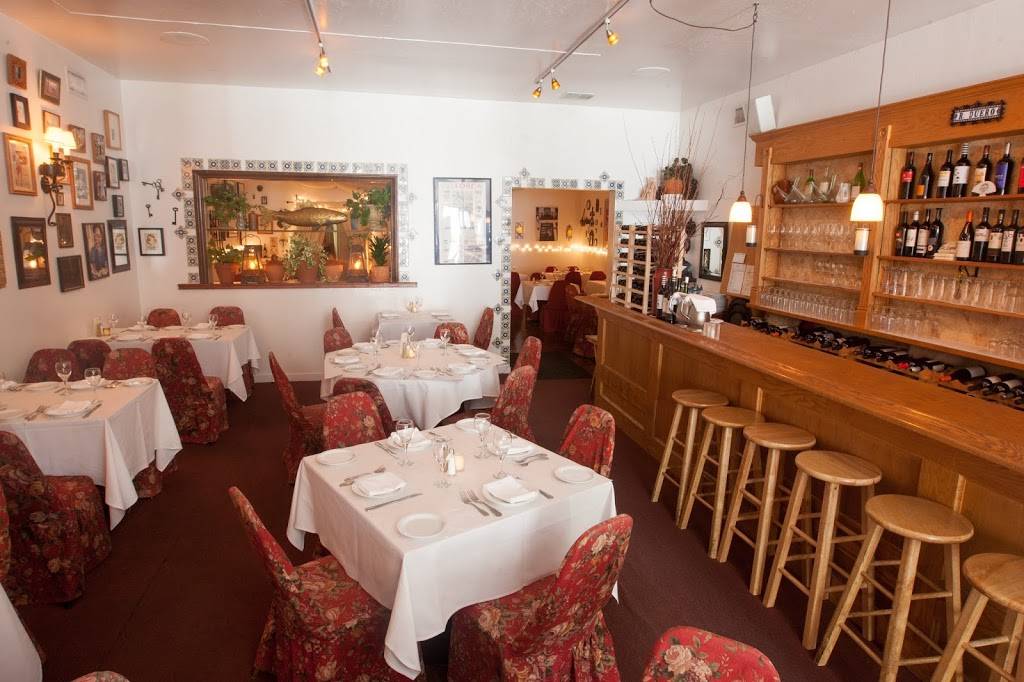 Alegrias | restaurant | 2018 Lombard St, San Francisco, CA 94123, USA | 4159298888 OR +1 415-929-8888