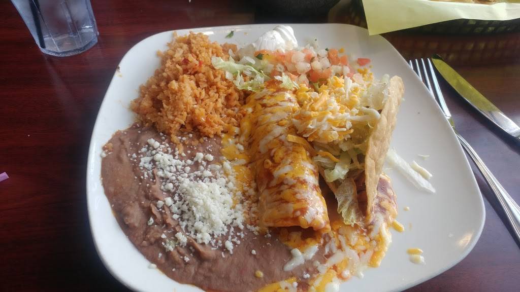Maracas Mexican Cantina & Grill | restaurant | 72775 Dinah Shore Dr, Rancho Mirage, CA 92270, USA | 7603211001 OR +1 760-321-1001