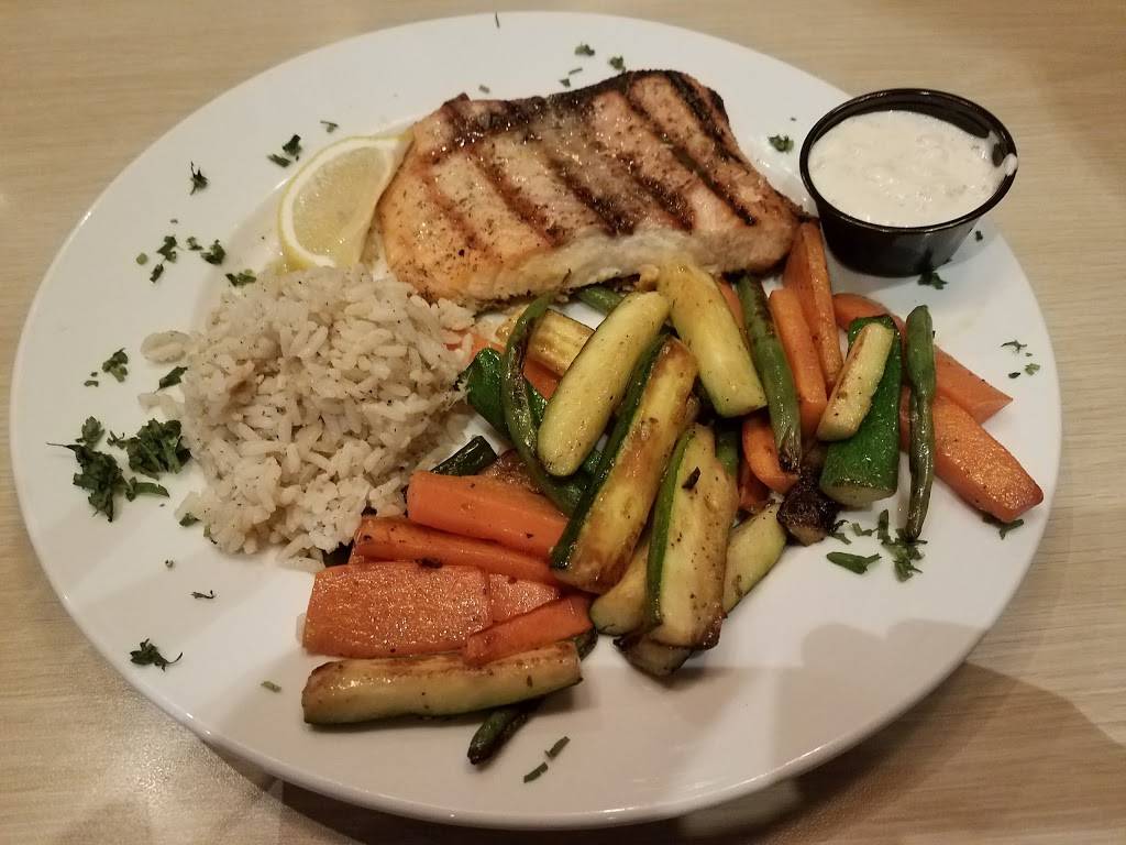 Shakers Bar and Grill | restaurant | 49617 Grand River Ave, Wixom, MI 48393, USA | 2487737927 OR +1 248-773-7927