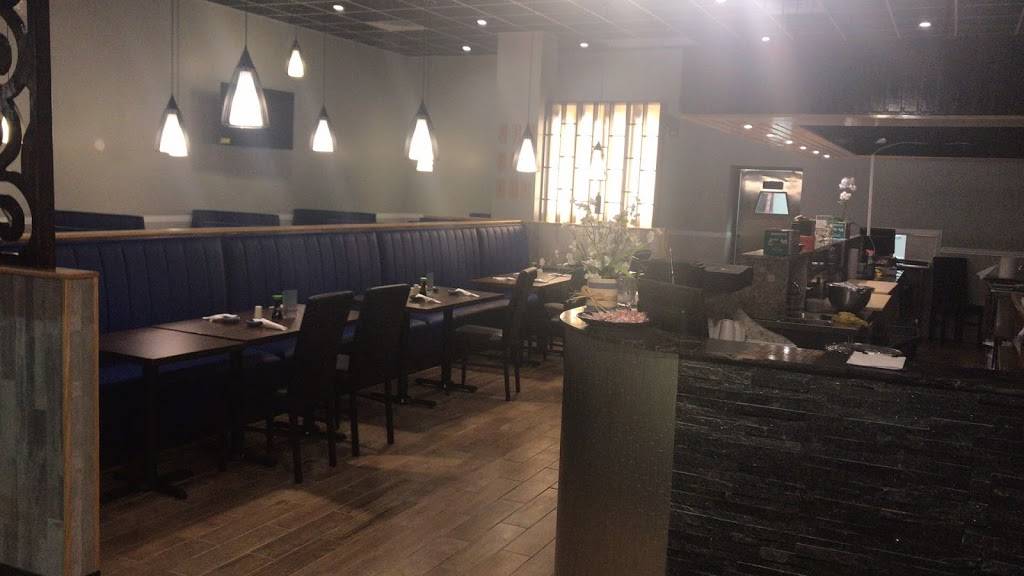 Kumo Sushi | restaurant | 1355 Sam Houston Jones Pkwy # 325, Moss Bluff, LA 70611, USA | 3379055866 OR +1 337-905-5866