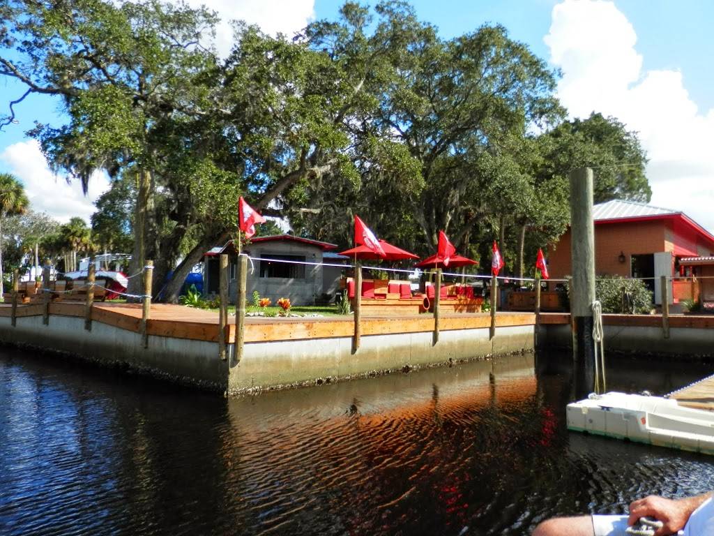 Gill Dawg | restaurant | 5419 Treadway Dr #1, Port Richey, FL 34668, USA | 7278421070 OR +1 727-842-1070