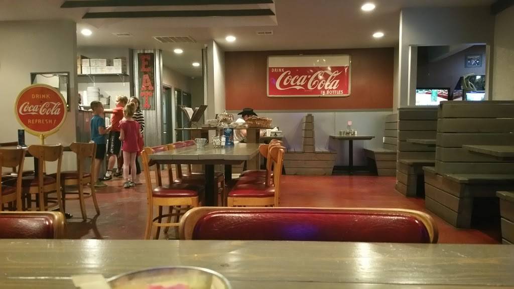 TJs Pizza | restaurant | 8634 4290, US-412, Siloam Springs, AR 72761, USA | 4793736555 OR +1 479-373-6555