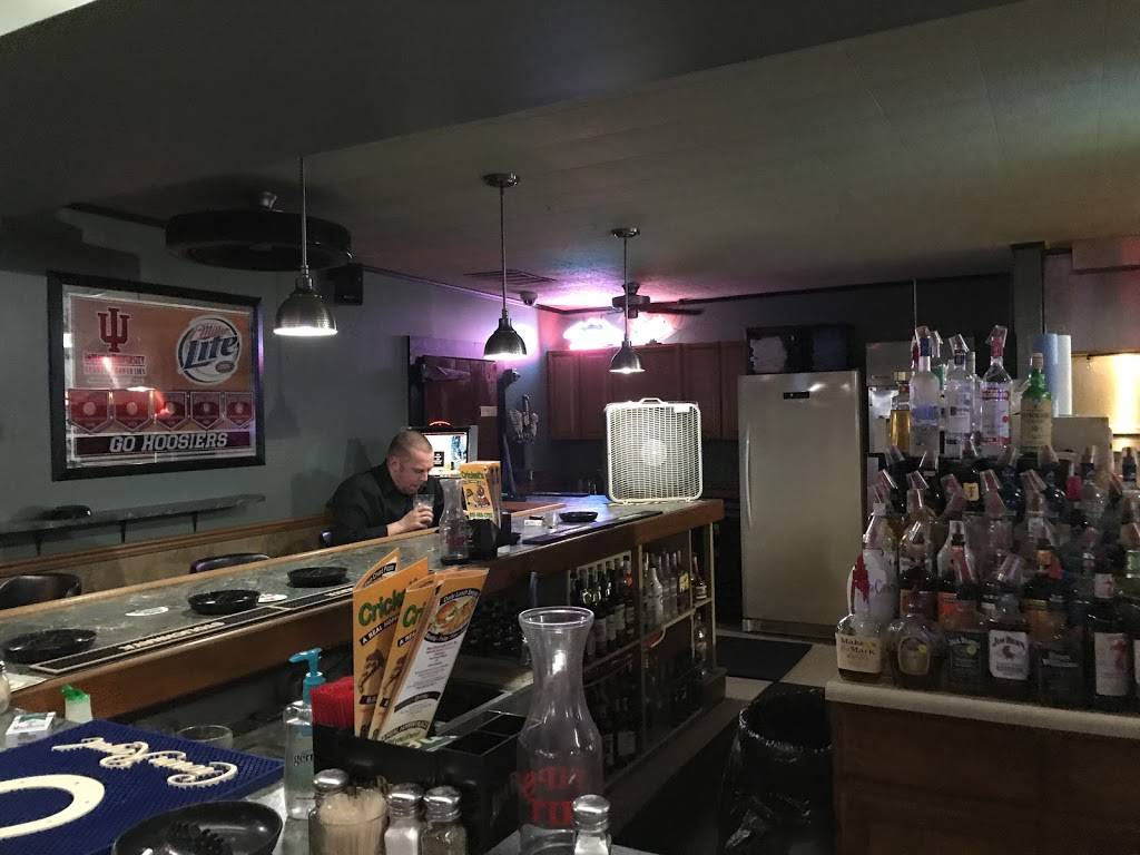 Crickets | restaurant | 518 W Main St, Newburgh, IN 47630, USA | 8128582782 OR +1 812-858-2782