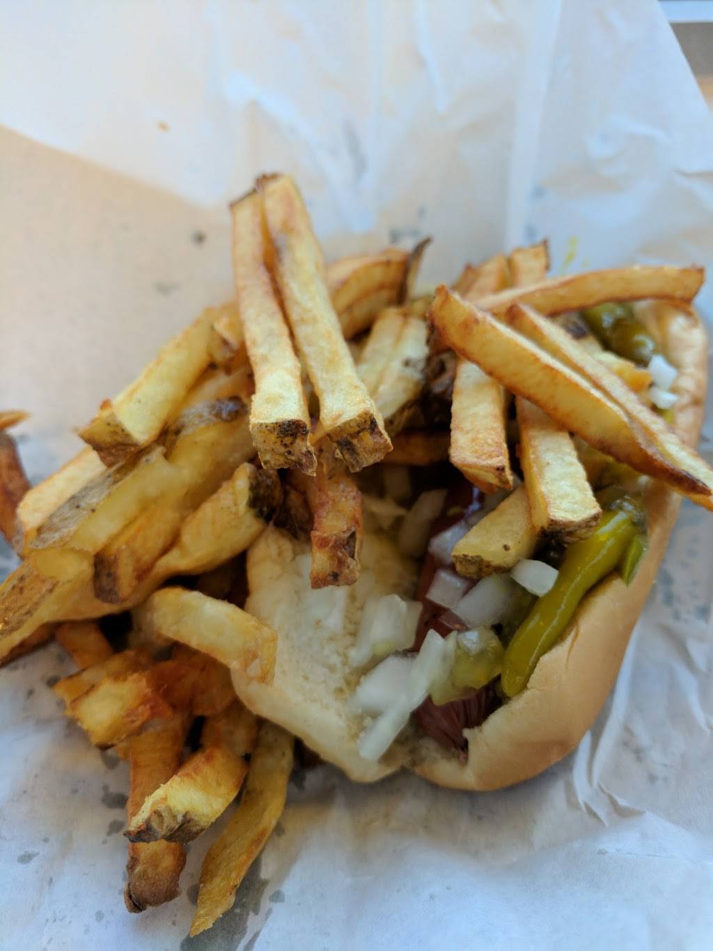 Redhot Ranch | meal takeaway | 2072 N Western Ave, Chicago, IL 60647, USA | 7737726020 OR +1 773-772-6020