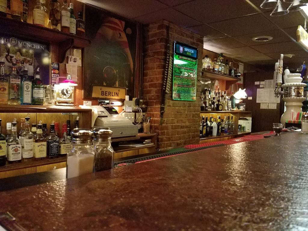 Peoria Hofbrau | restaurant | 2210 NE Jefferson St, Peoria, IL 61603, USA | 3096869739 OR +1 309-686-9739