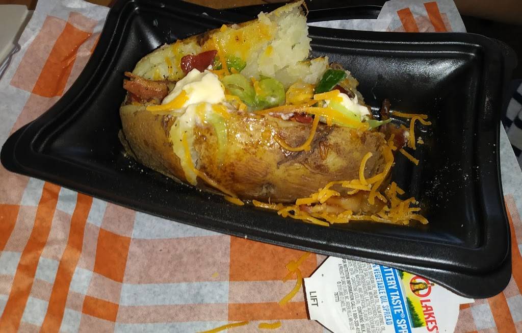 Back Yard Burgers | restaurant | 15908 East 23rd St S, Independence, MO 64055, USA | 8162547284 OR +1 816-254-7284