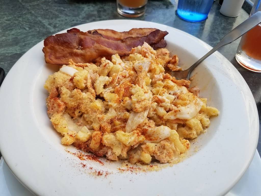 BrickYard Tavern | restaurant | 940 Monroe Ave NW, Grand Rapids, MI 49503, USA | 6168053280 OR +1 616-805-3280