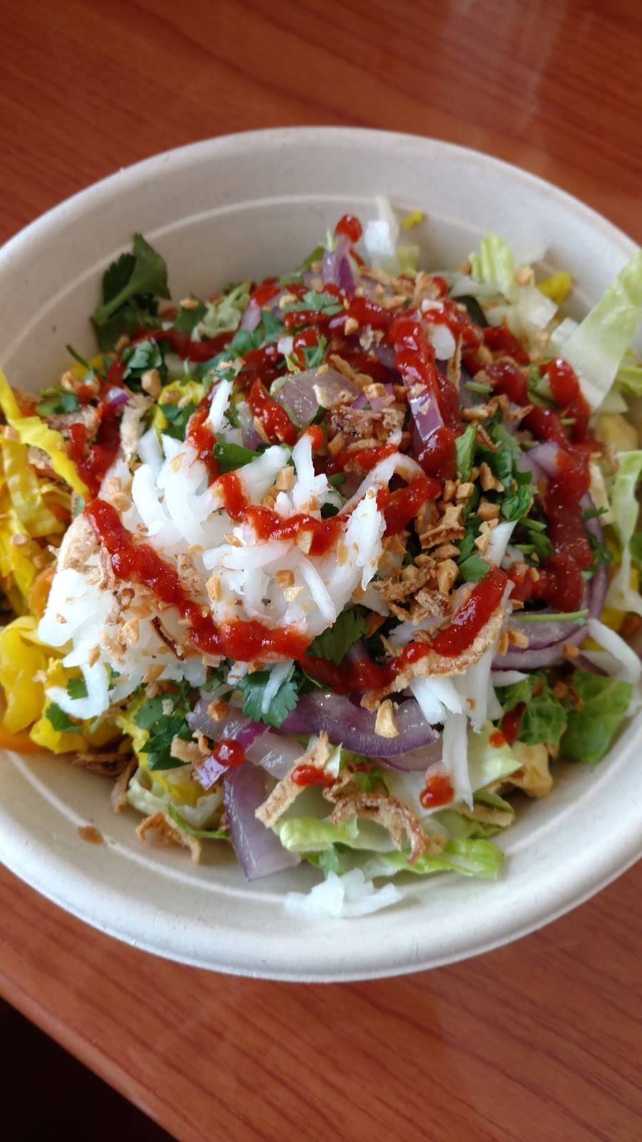 Urban Kitchen Haymarket | restaurant | 6402 Trading Square, Haymarket, VA 20169, USA | 7037540200 OR +1 703-754-0200