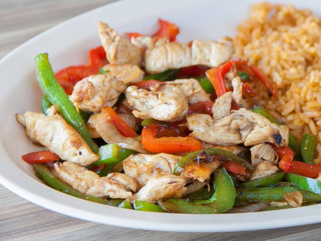 El Famous Burrito | restaurant | 236 McHenry Rd, Wheeling, IL 60090, USA | 8478088012 OR +1 847-808-8012