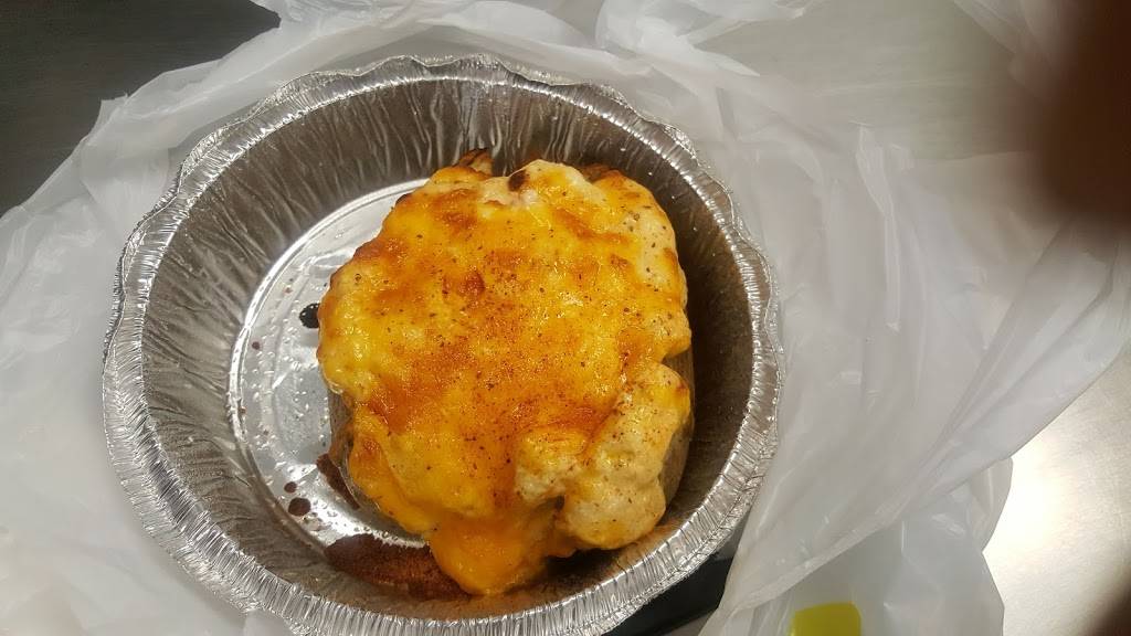 Vinces Crab House | restaurant | 610 Compass Rd E, Middle River, MD 21220, USA | 4106873371 OR +1 410-687-3371