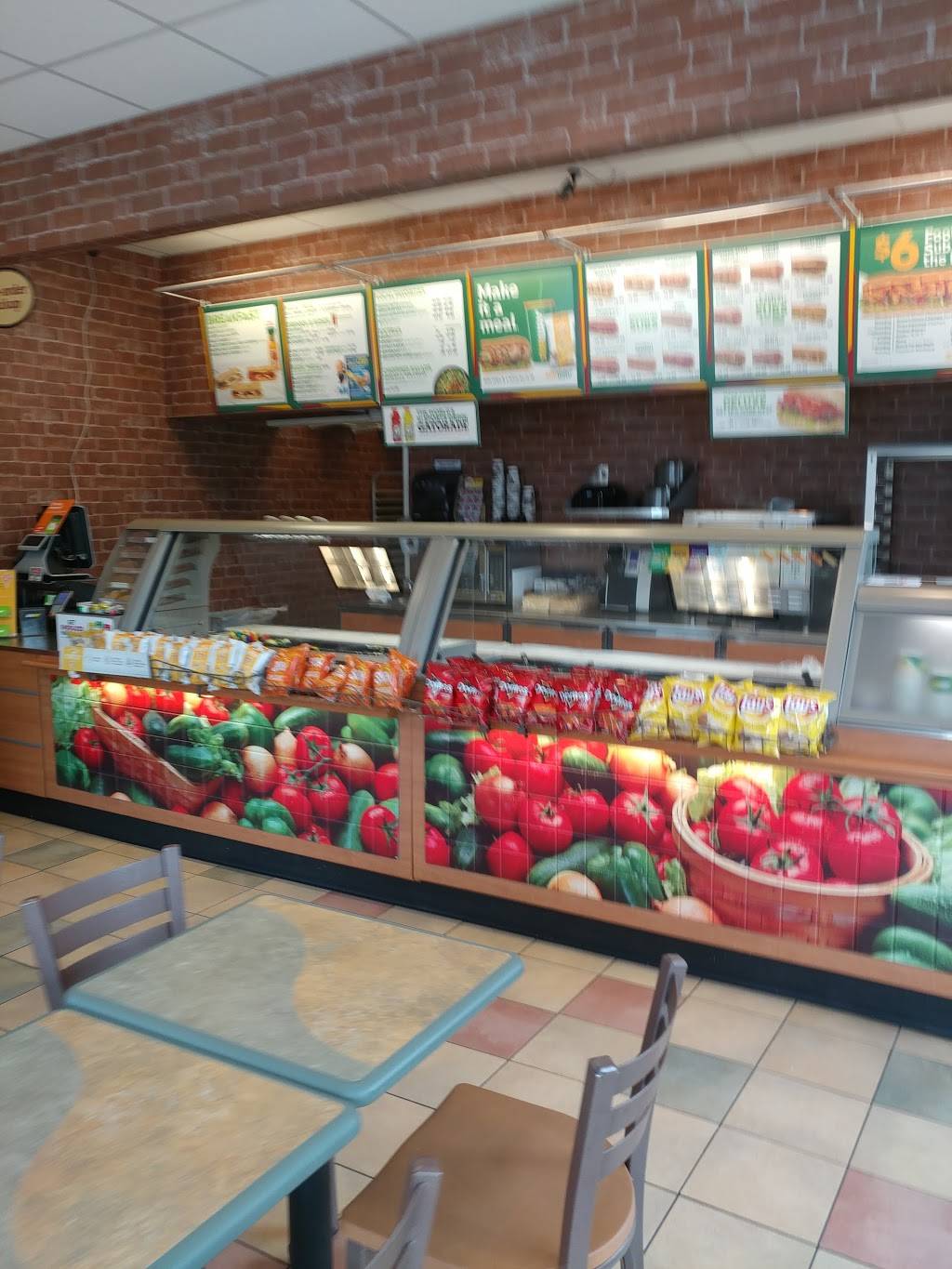 Subway | restaurant | 1103 Brown St, Dayton, OH 45409, USA | 9373319151 OR +1 937-331-9151