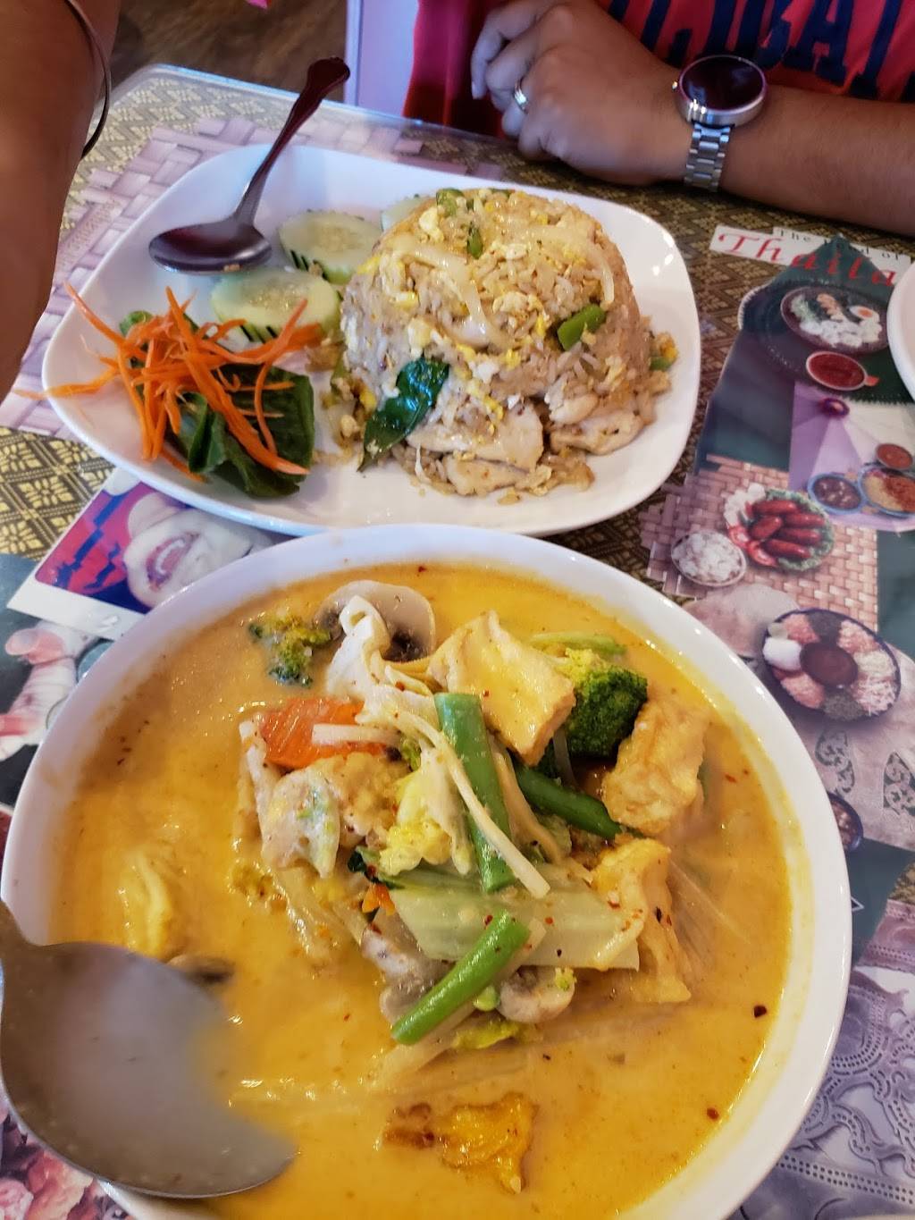 Bai Thong | restaurant | 4853 E Speedway Blvd, Tucson, AZ 85712, USA | 5208815068 OR +1 520-881-5068